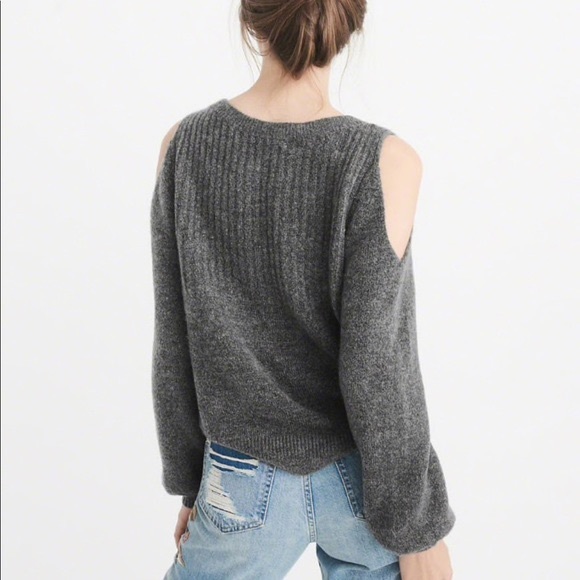 Abercrombie & Finch sweater - Picture 2 of 8